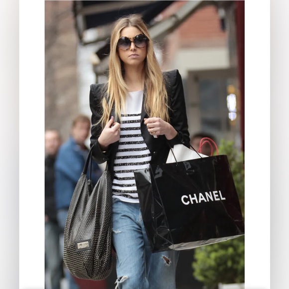 VALENTINO RARE STUDDED 360 Bow Hobo Black Bag Nappa Leather RARE 💯 authentic - Picture 9 of 9